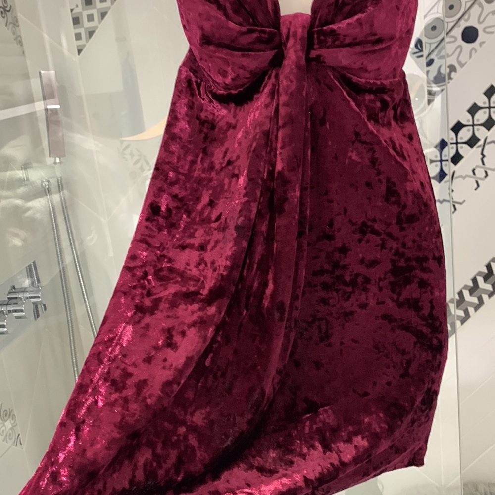 NWOT🌸Super Cute Crashed Velvet Spaghetti Straps Mini Dress - Picture 7 of 15